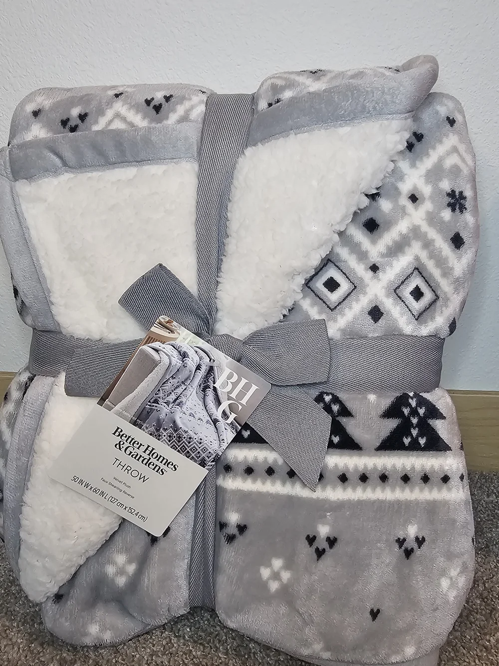 Better Homes And Gardens Gray and White Sherpa Throw